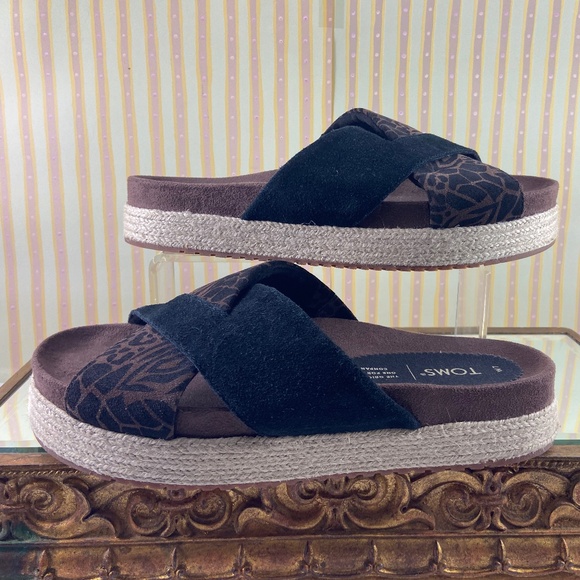 Toms Black and Brown Patterned Wedges - Picture 14 of 14